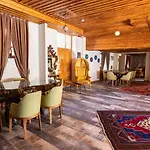 Hotel Woo Town 3*