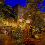 Woo Town Hotel 3*