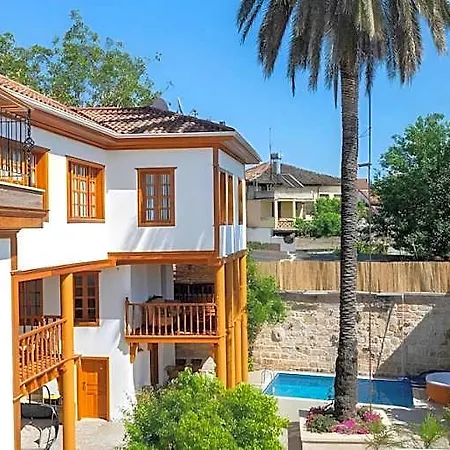 Woo Town Hotel Antalya