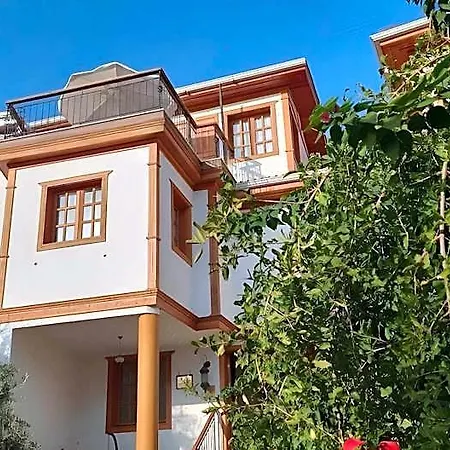 Woo Town Hotel 3*